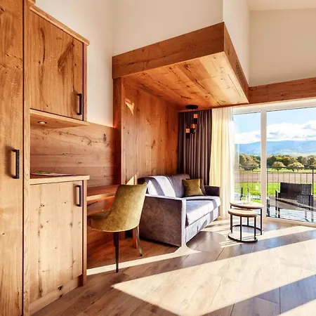 Zum Wagen 酒店 阿绅